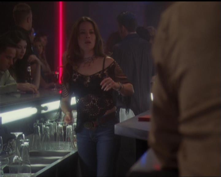 Charmed-Online-dot-517LuckyCharmed2267.jpg