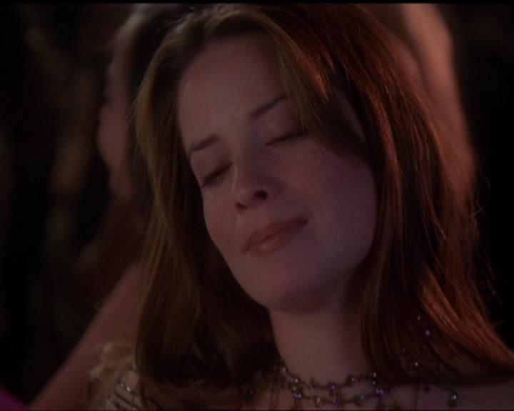 Charmed-Online-dot-517LuckyCharmed2328.jpg