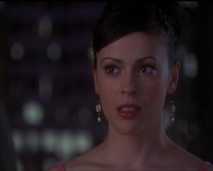 Charmed-Online-dot-517LuckyCharmed2421.jpg