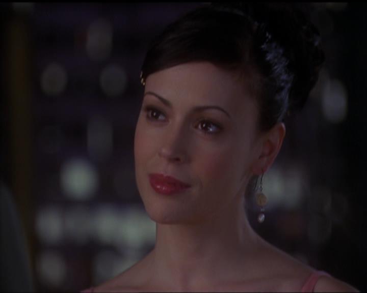 Charmed-Online-dot-517LuckyCharmed2442.jpg