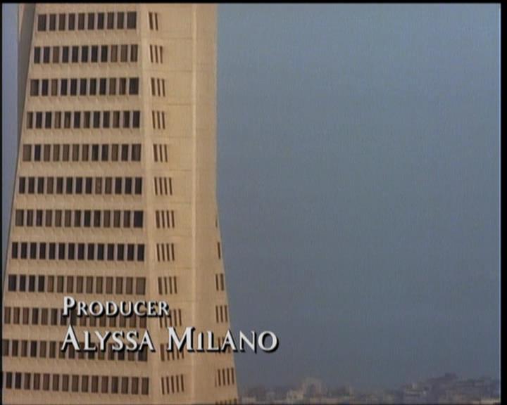 Charmed-Online-dot-518CatHouse0266.jpg Charmed-Online-dot-518CatHouse0266.jpg