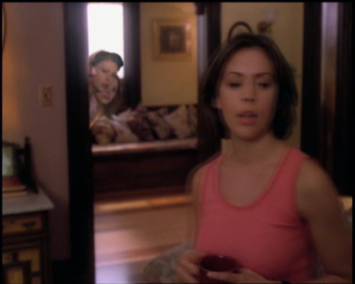 Charmed-Online-dot-518CatHouse0780.jpg Charmed-Online-dot-518CatHouse0780.jpg