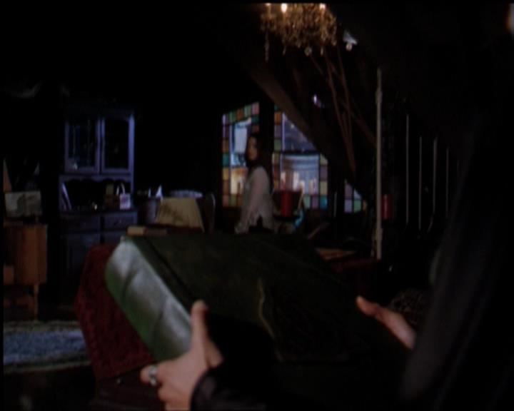 Charmed-Online-dot-518CatHouse0942.jpg Charmed-Online-dot-518CatHouse0942.jpg