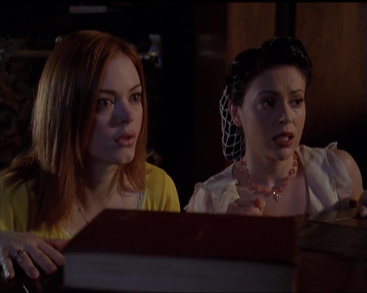 Charmed-Online-dot-518CatHouse0997.jpg