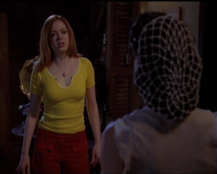 Charmed-Online-dot-518CatHouse1039.jpg