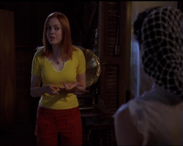 Charmed-Online-dot-518CatHouse1070.jpg