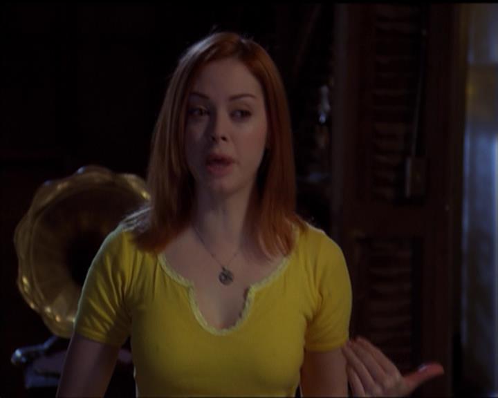 Charmed-Online-dot-518CatHouse1081.jpg