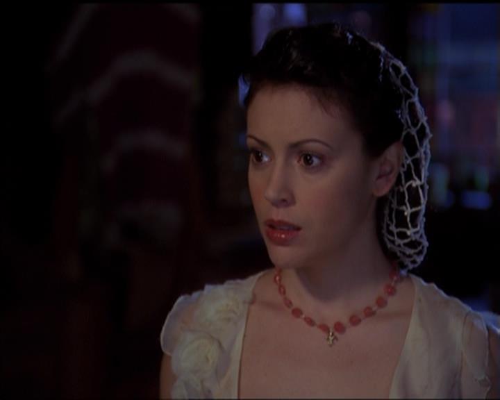 Charmed-Online-dot-518CatHouse1090.jpg