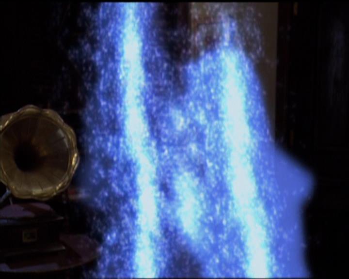 Charmed-Online-dot-518CatHouse1095.jpg Charmed-Online-dot-518CatHouse1095.jpg