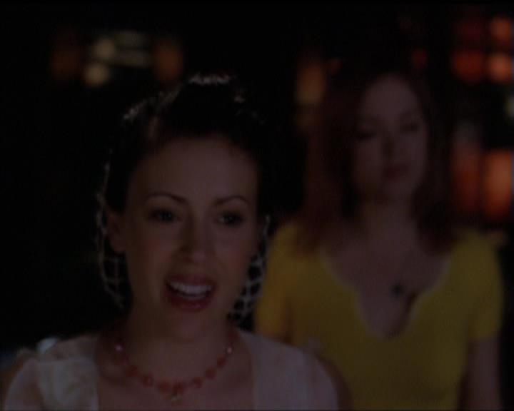 Charmed-Online-dot-518CatHouse1537.jpg
