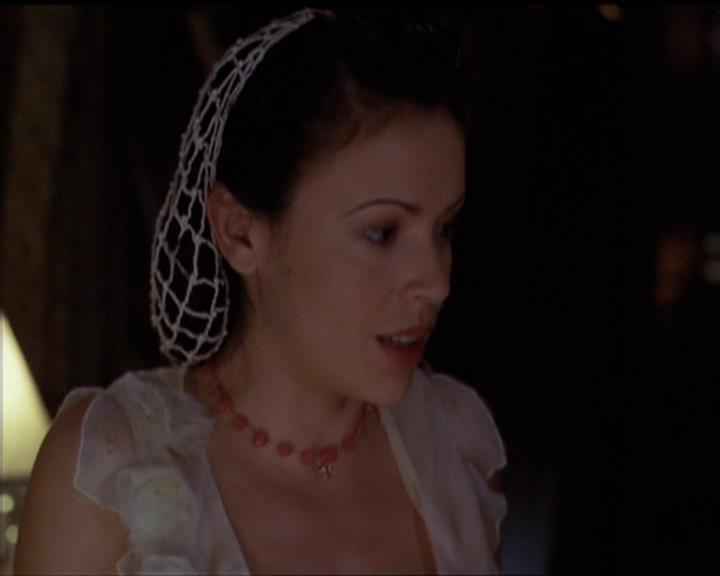 Charmed-Online-dot-518CatHouse1590.jpg