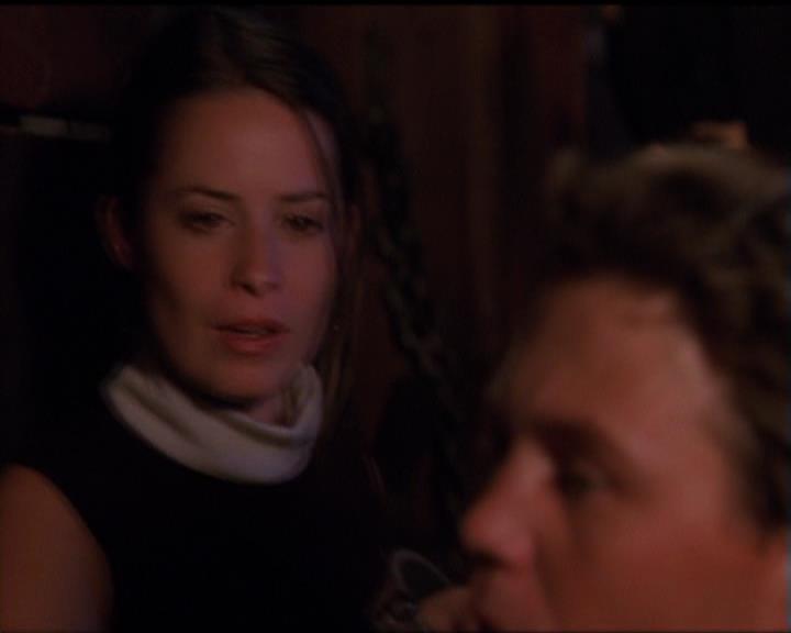 Charmed-Online-dot-518CatHouse1858.jpg Charmed-Online-dot-518CatHouse1858.jpg