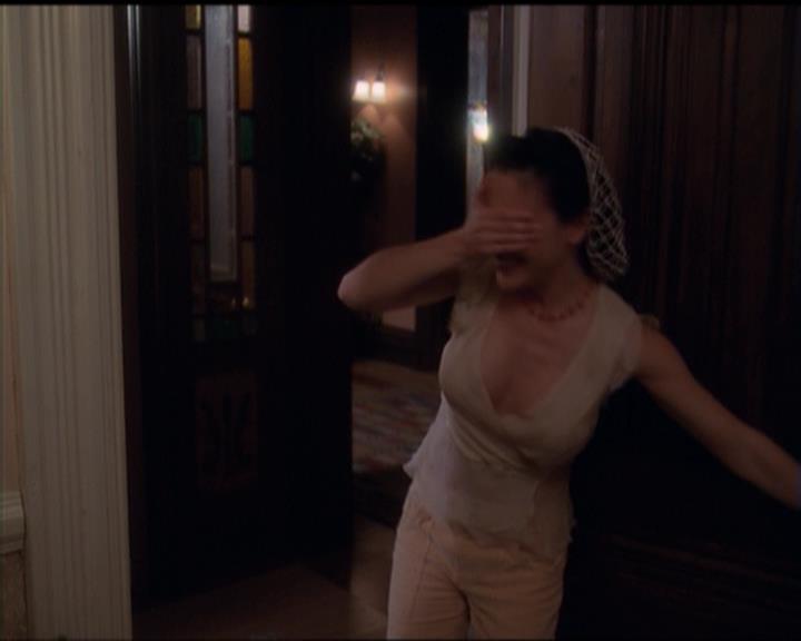 Charmed-Online-dot-518CatHouse1916.jpg