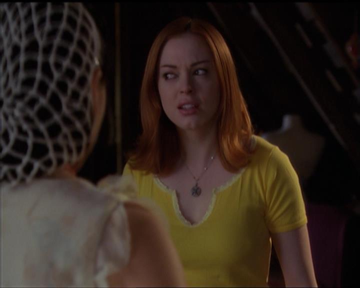 Charmed-Online-dot-518CatHouse2138.jpg