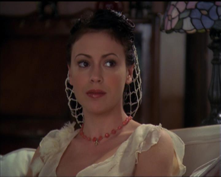 Charmed-Online-dot-518CatHouse2280.jpg Charmed-Online-dot-518CatHouse2280.jpg