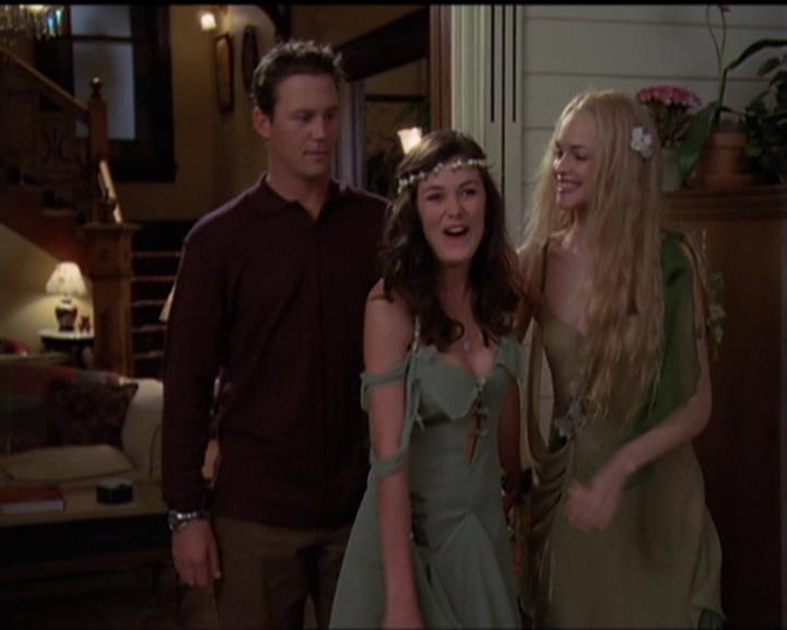 Charmed-Online-dot-519NymphsJustWantToHaveFun0964.jpg