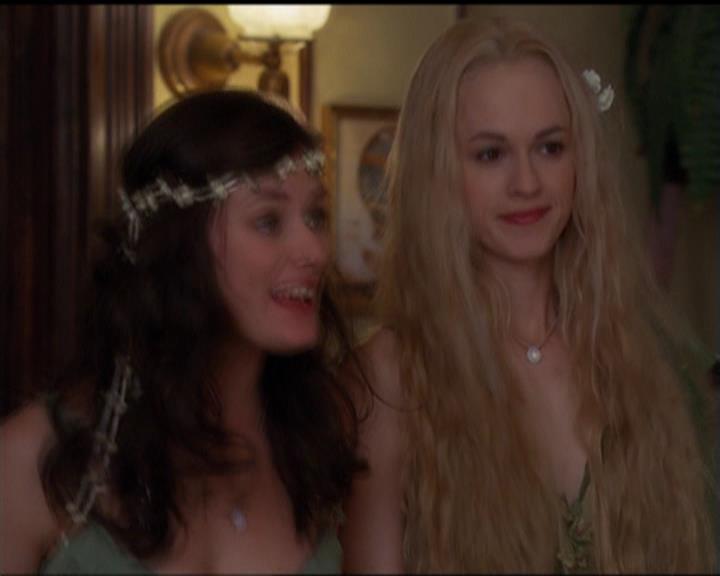 Charmed-Online-dot-519NymphsJustWantToHaveFun1066.jpg