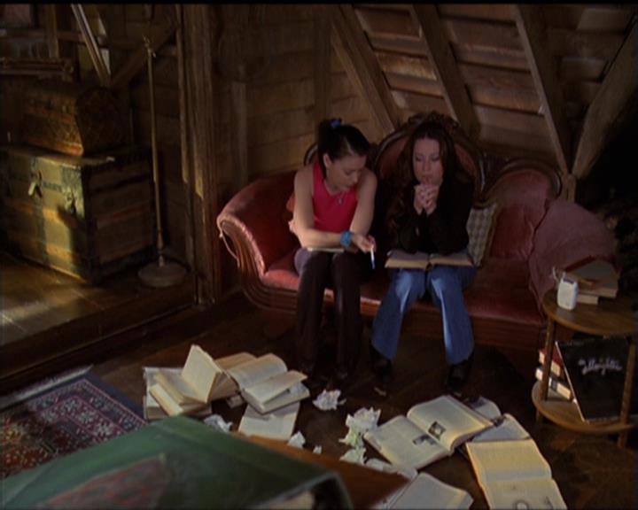 Charmed-Online-dot-519NymphsJustWantToHaveFun1701.jpg