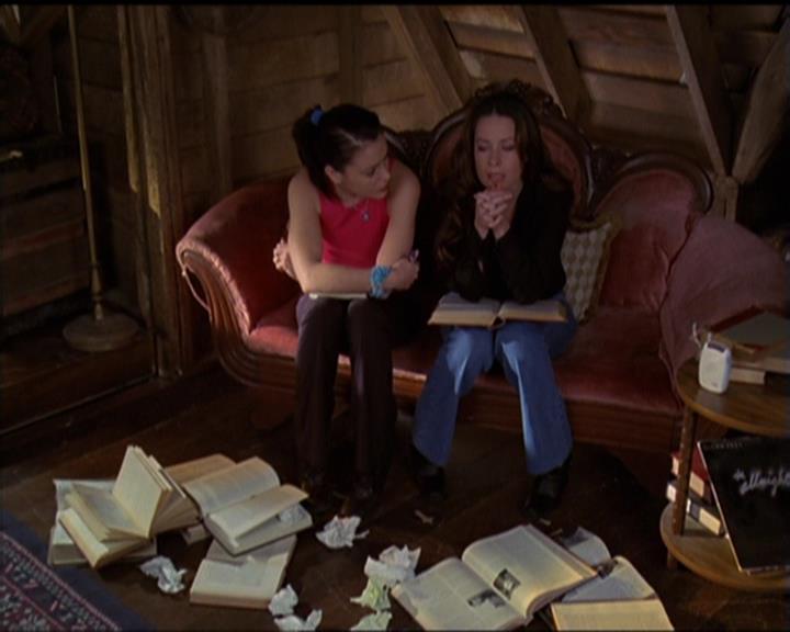 Charmed-Online-dot-519NymphsJustWantToHaveFun1705.jpg