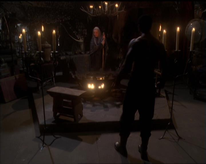 Charmed-Online-dot-net_5x20SenseAndSenseAbility0182.jpg