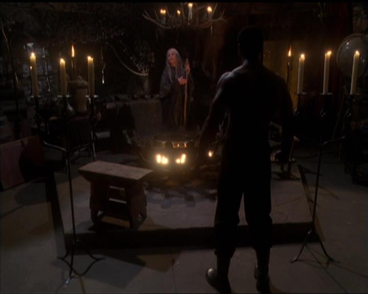 Charmed-Online-dot-net_5x20SenseAndSenseAbility0184.jpg