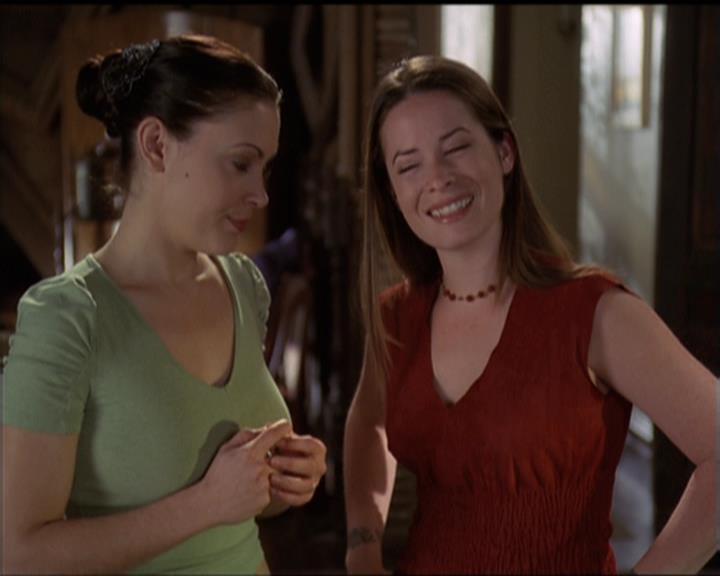 Charmed-Online-dot-net_5x20SenseAndSenseAbility0454.jpg