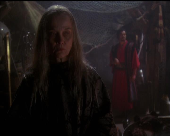 Charmed-Online-dot-net_5x20SenseAndSenseAbility0513.jpg