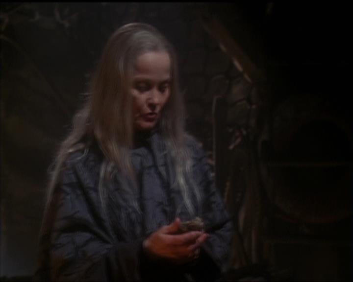 Charmed-Online-dot-net_5x20SenseAndSenseAbility0519.jpg