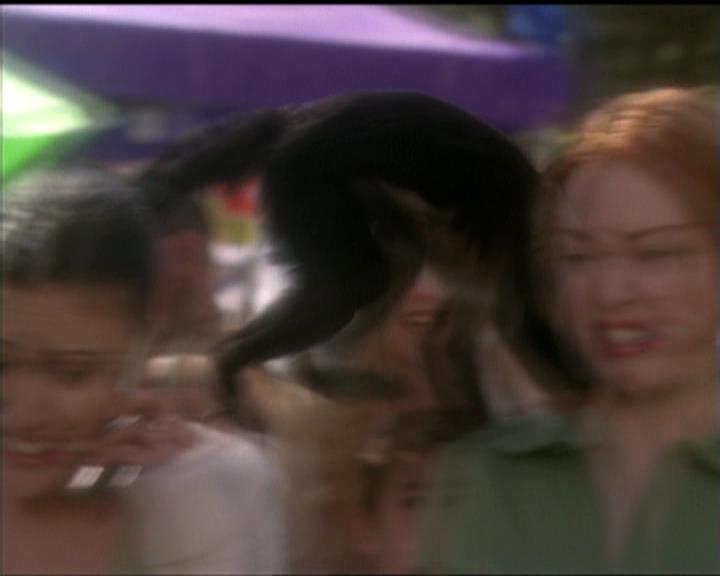 Charmed-Online-dot-net_5x20SenseAndSenseAbility0643.jpg
