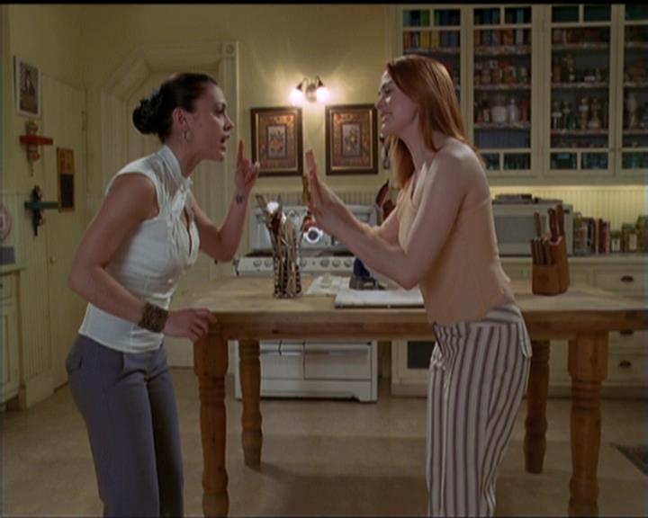Charmed-Online-dot-net_5x20SenseAndSenseAbility1041.jpg