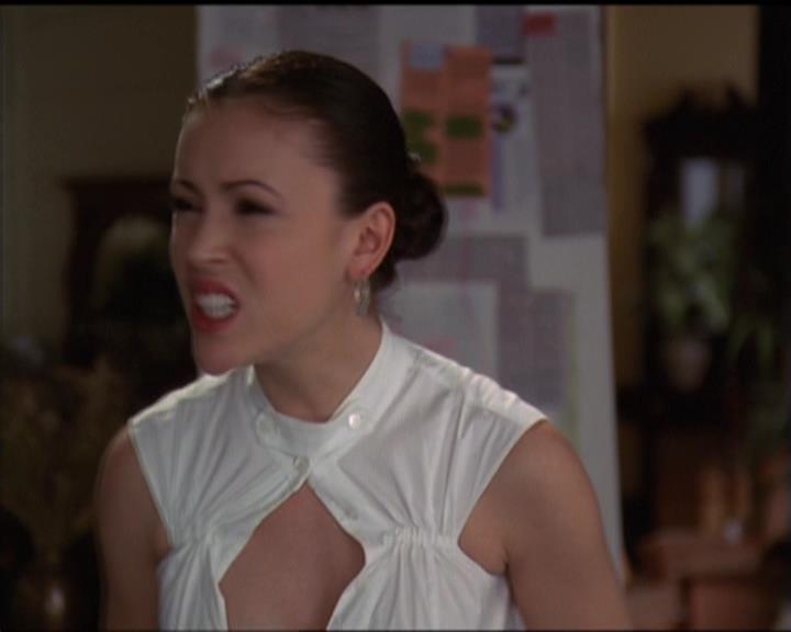 Charmed-Online-dot-net_5x20SenseAndSenseAbility1142.jpg