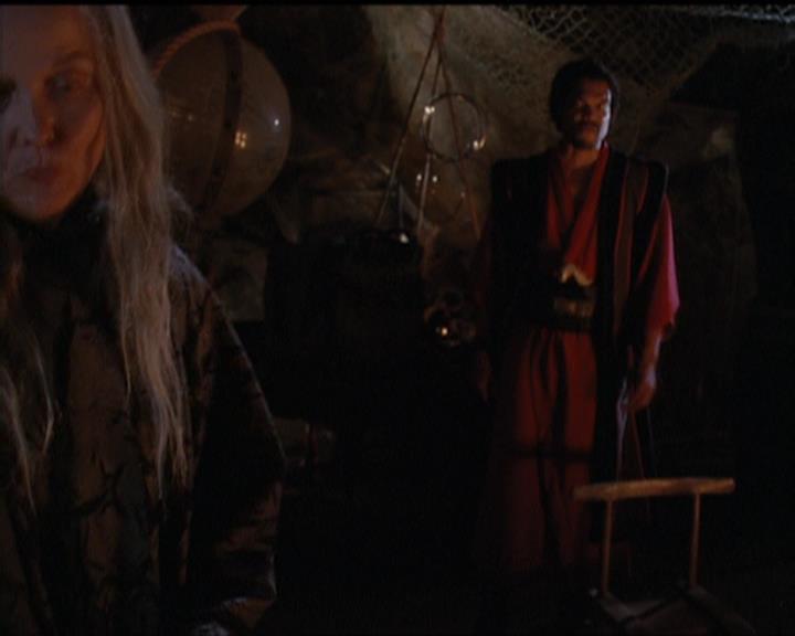 Charmed-Online-dot-net_5x20SenseAndSenseAbility1229.jpg Charmed-Online-dot-net_5x20SenseAndSenseAbility1229.jpg