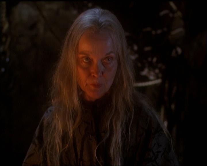 Charmed-Online-dot-net_5x20SenseAndSenseAbility1253.jpg