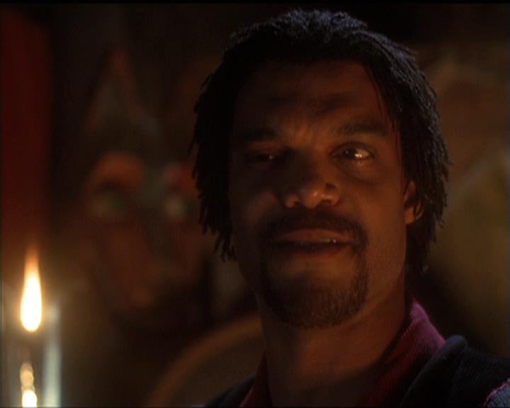 Charmed-Online-dot-net_5x20SenseAndSenseAbility1290.jpg