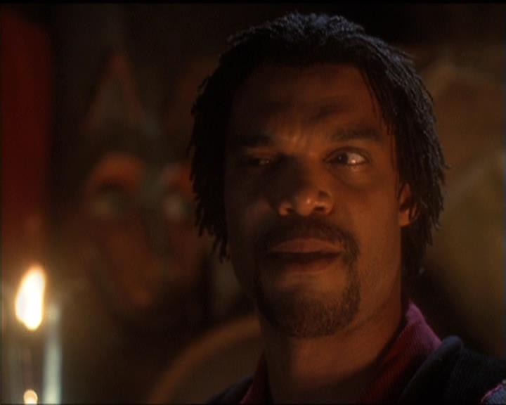 Charmed-Online-dot-net_5x20SenseAndSenseAbility1292.jpg