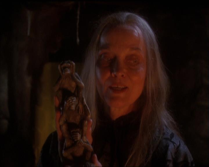 Charmed-Online-dot-net_5x20SenseAndSenseAbility1295.jpg
