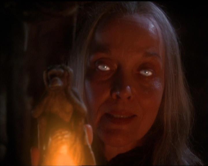 Charmed-Online-dot-net_5x20SenseAndSenseAbility1310.jpg