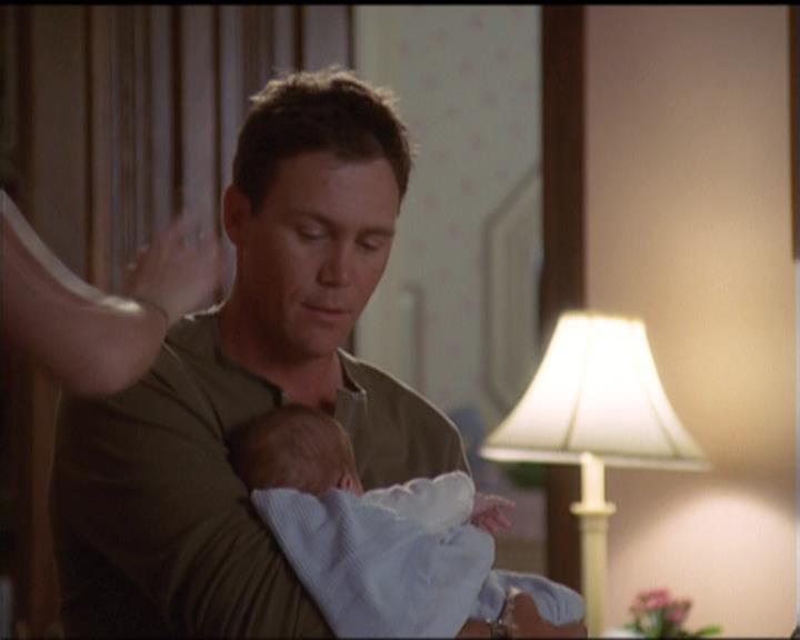 Charmed-Online-dot-net_5x20SenseAndSenseAbility1398.jpg