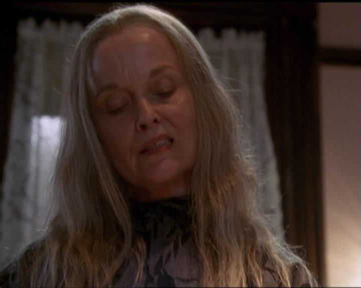 Charmed-Online-dot-net_5x20SenseAndSenseAbility1591.jpg