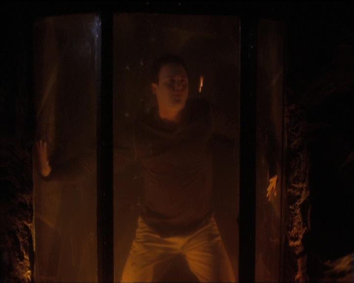 Charmed-Online-dot-net_5x20SenseAndSenseAbility1683.jpg