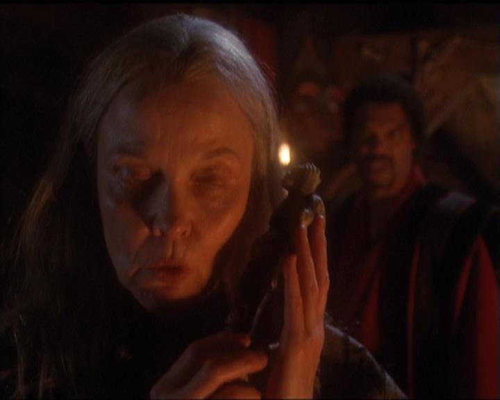 Charmed-Online-dot-net_5x20SenseAndSenseAbility1686.jpg