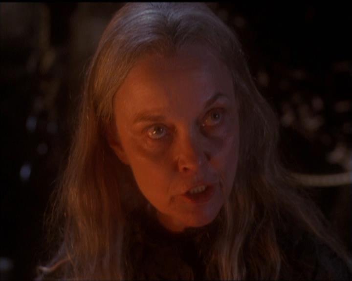 Charmed-Online-dot-net_5x20SenseAndSenseAbility1690.jpg