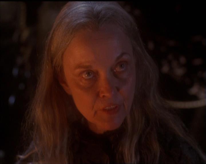 Charmed-Online-dot-net_5x20SenseAndSenseAbility1691.jpg