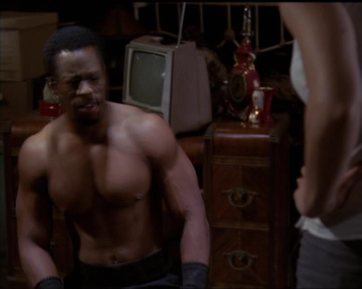 Charmed-Online-dot-net_5x20SenseAndSenseAbility1967.jpg