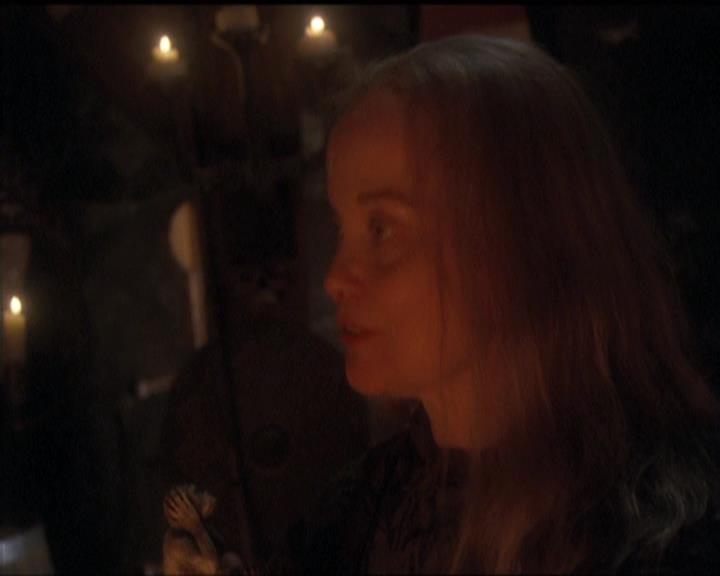 Charmed-Online-dot-net_5x20SenseAndSenseAbility2003.jpg