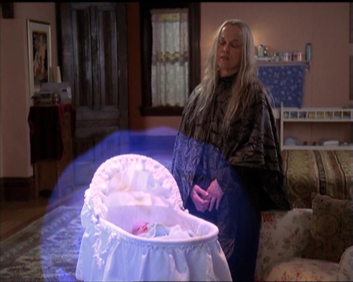 Charmed-Online-dot-net_5x20SenseAndSenseAbility2101.jpg