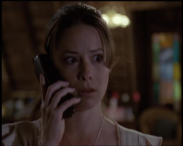 Charmed-Online-dot-net_5x21NecromancingTheStone0091.jpg