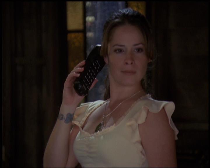 Charmed-Online-dot-net_5x21NecromancingTheStone0116.jpg