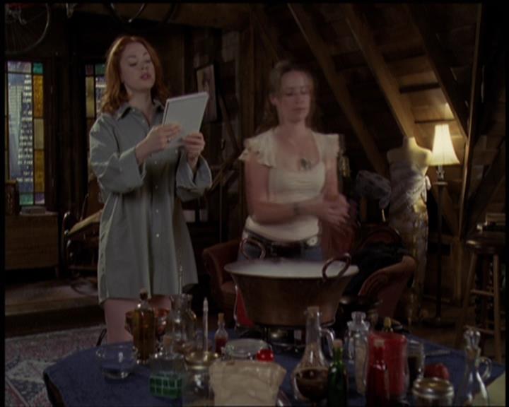 Charmed-Online-dot-net_5x21NecromancingTheStone0124.jpg