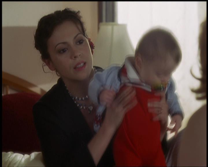 Charmed-Online-dot-net_5x21NecromancingTheStone0360.jpg